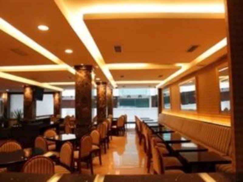 Grand Sakura Hotel Медан Екстер'єр фото